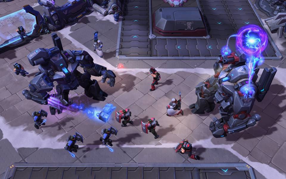 Heroes of the Storm's Bash 'Em Smash 'Em Robots brawl